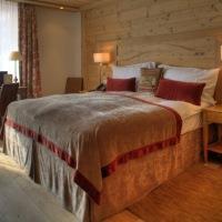 Le Petit Cervin Zermatt Exterior foto A bed